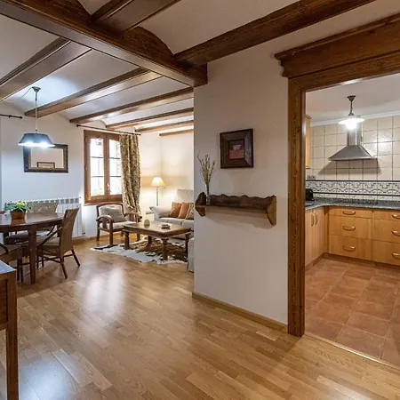 Casa Pichuana Apartman Benasque