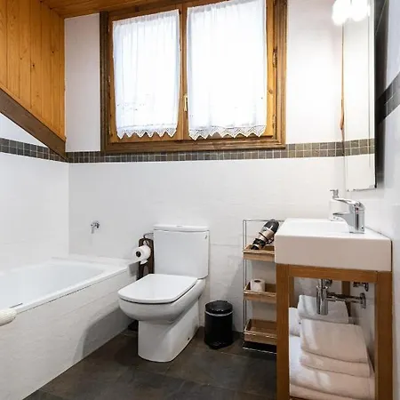 Casa Pichuana Apartman Benasque